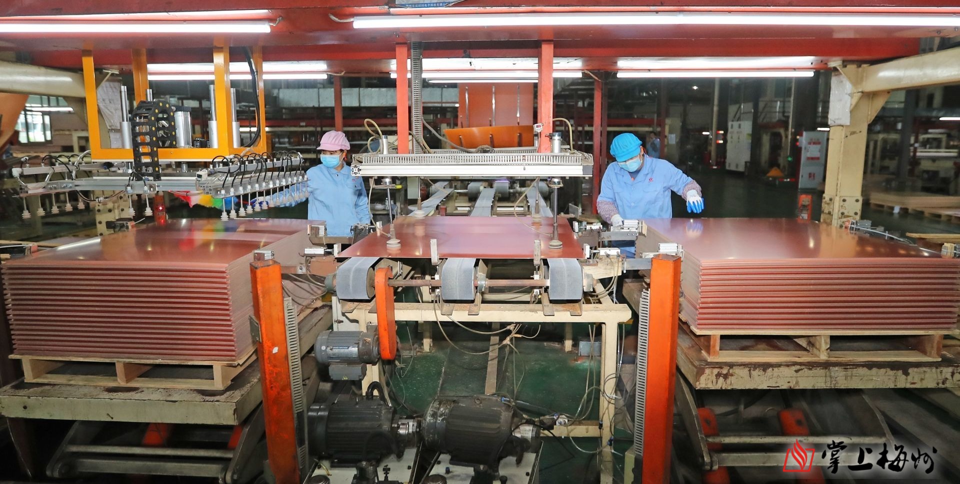 工業(yè)技改增產(chǎn)能 疫情之下“選客戶”！威利邦電子2021年產(chǎn)值突破10億元大關(guān)